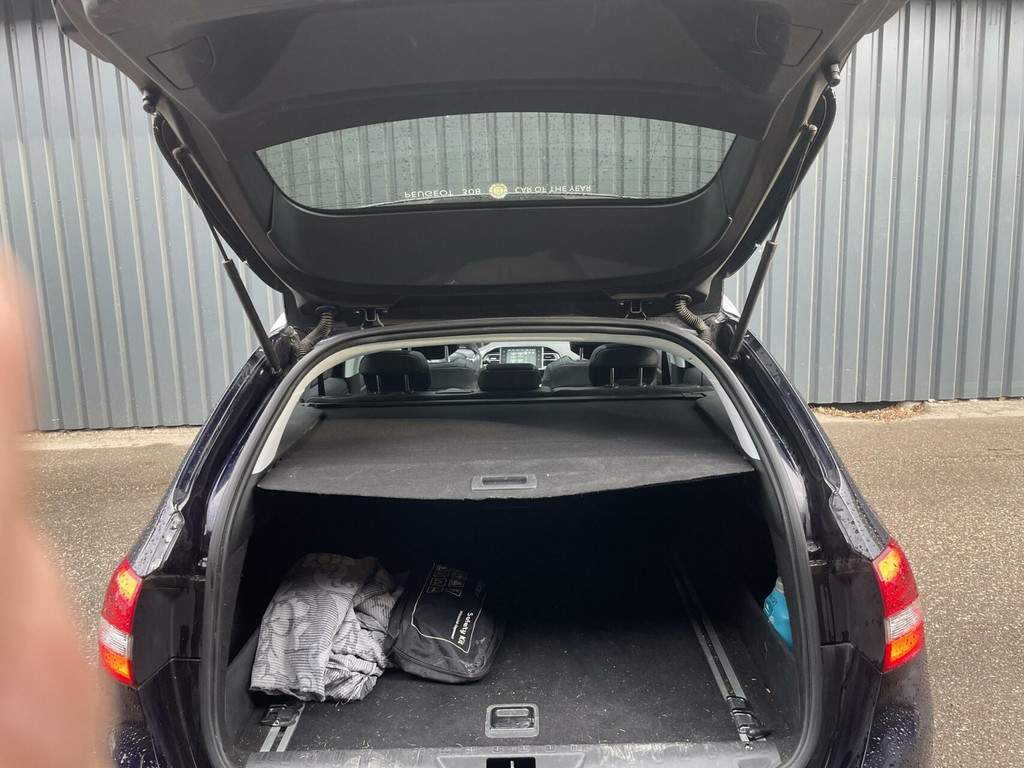 Peugeot 308 1.2 THP Premiere luxe, 2e eigenaar+ nieuwe apk 44254322-4.jpg | Motigo