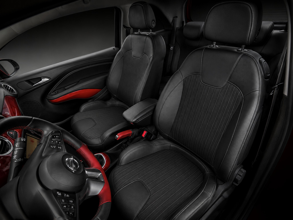 Opel ADAM 1.4 Glam / clima/cruise/pdc/trekhaak/pano 51713824-4.jpg | Motigo